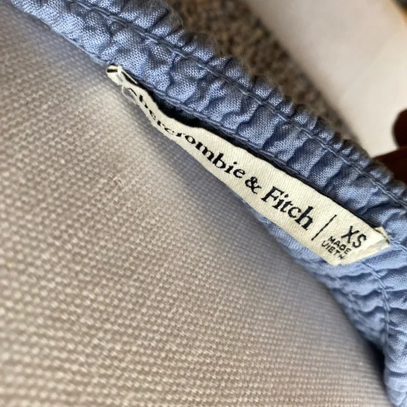 Abercrombie & Fitch Button Down Linen top XS - Picture 7 of 8